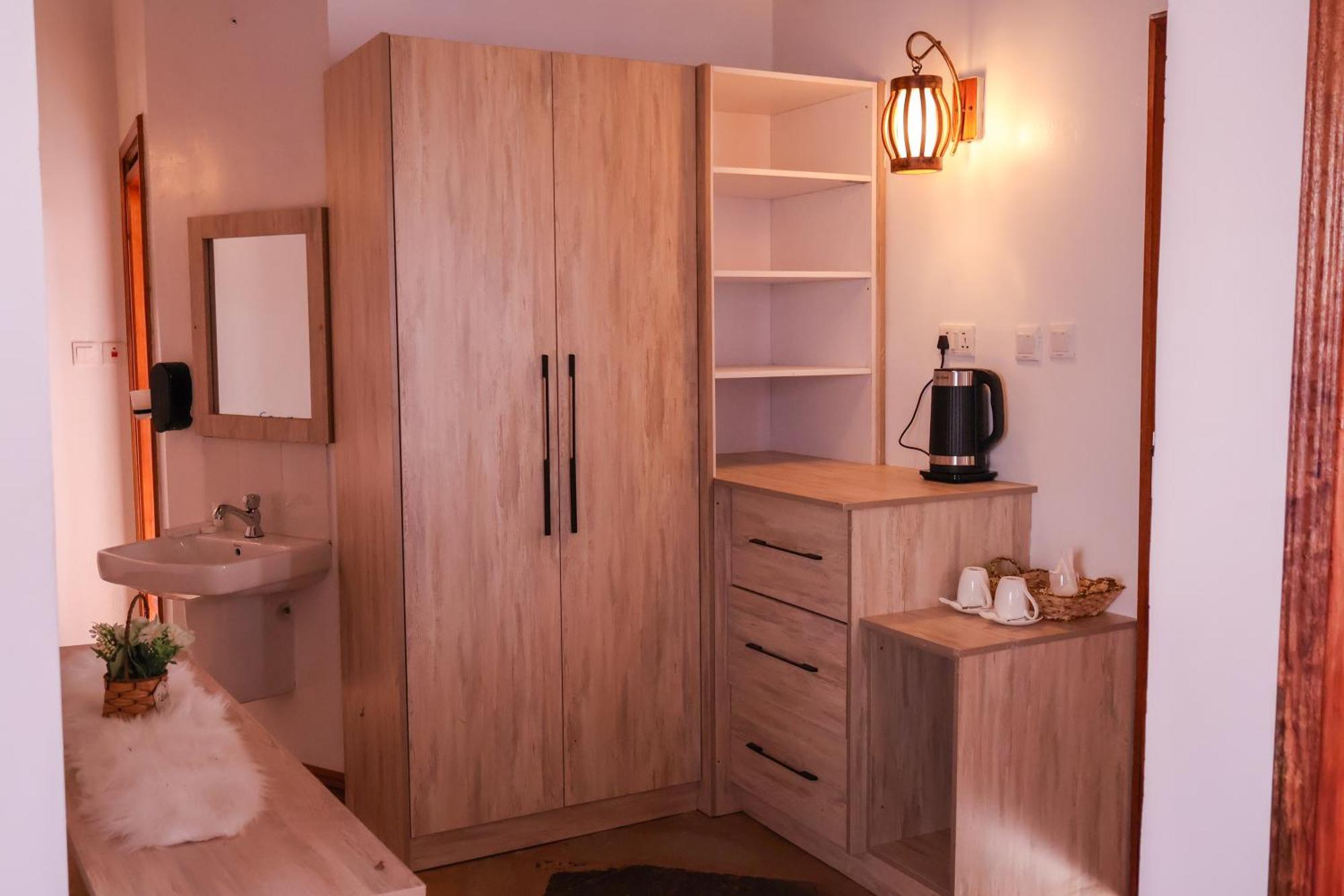 Winter Villa Resort & Spa Limited Embu 외부 사진